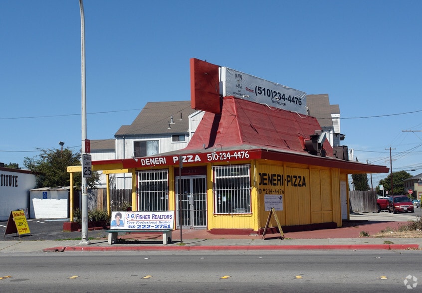 More Photos Of 3231 Macdonald Ave, Richmond Restaurant For Lease