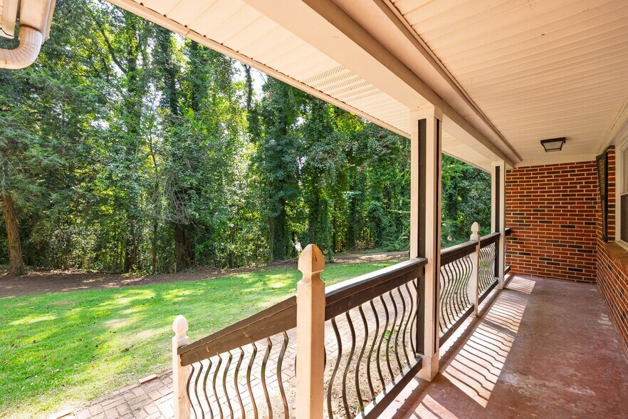 More Photos Of 250 E Memorial Dr, Dallas Land For Sale