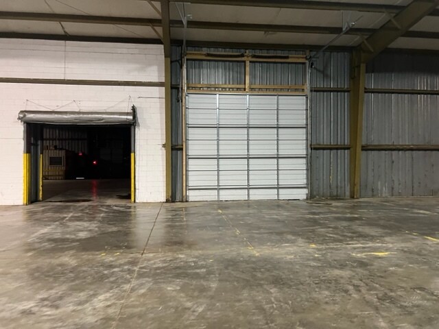 More Photos Of 205 N Michigan St, Oxford Manufacturing For Lease