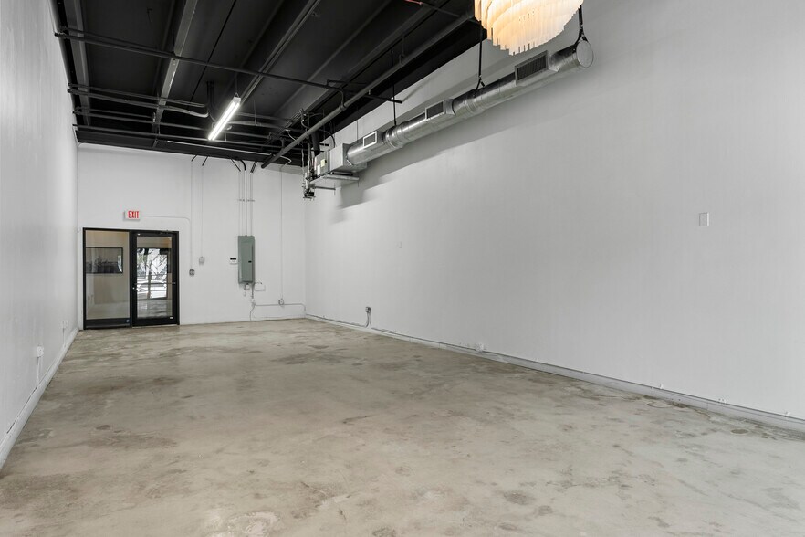 More Photos Of 2750 NW 3rd Ave, Miami Storefront Retail Office For Lease