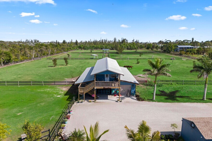 More Photos Of 6050 Stringfellow Rd, Saint James City Land For Sale