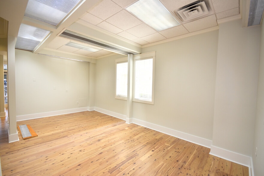 More Photos Of 277 Willbrook Blvd, Pawleys Island Office For Sale