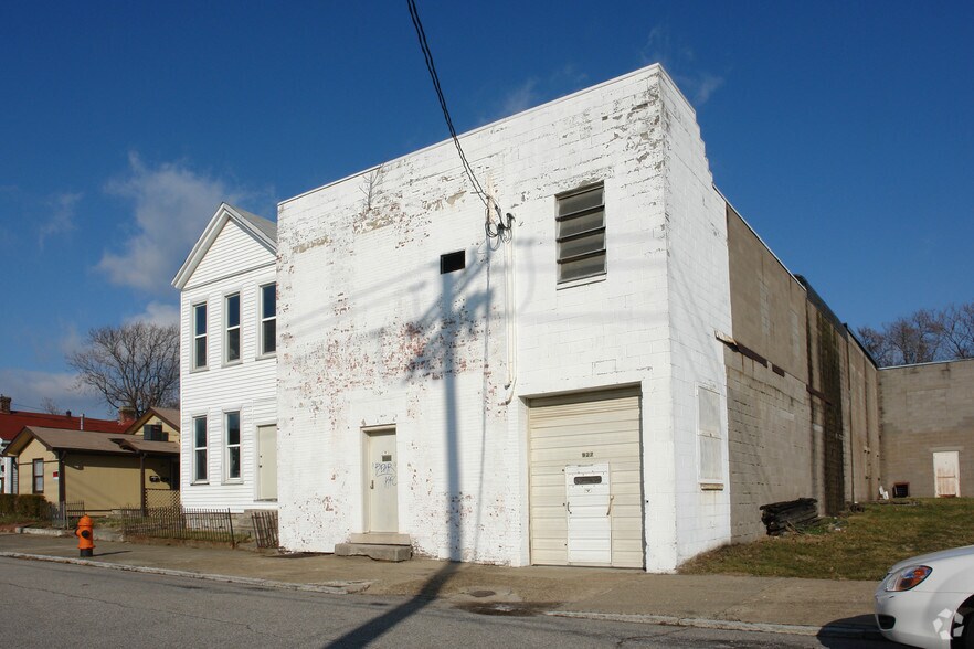 Primary Photo Of 927 E Madison St, Louisville Warehouse For Sale