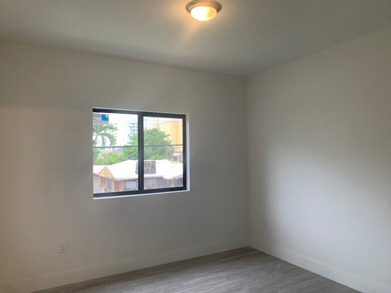 More Photos Of 751 NW 1st St, Miami Apartments For Sale