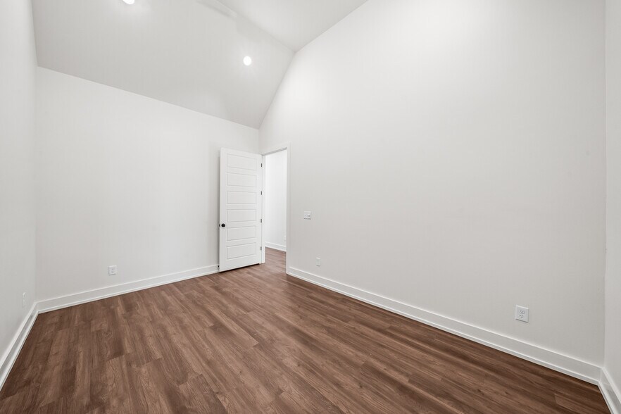 More Photos Of 8922 County Road 6820, Lubbock Warehouse For Lease