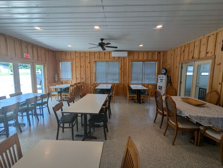 More Photos Of 562 W 29th St, Buena Vista Freestanding For Sale