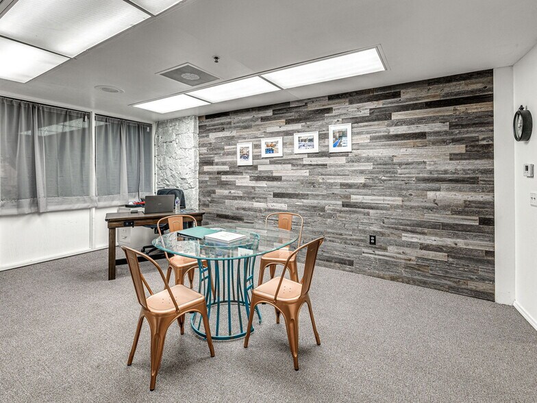 More Photos Of 6009 NW Expressway St, Oklahoma City Specialty For Sale