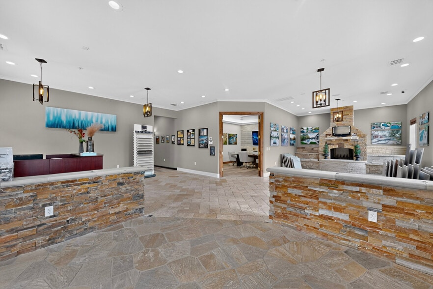More Photos Of 2230 Bush Dr, McKinney Medical For Lease