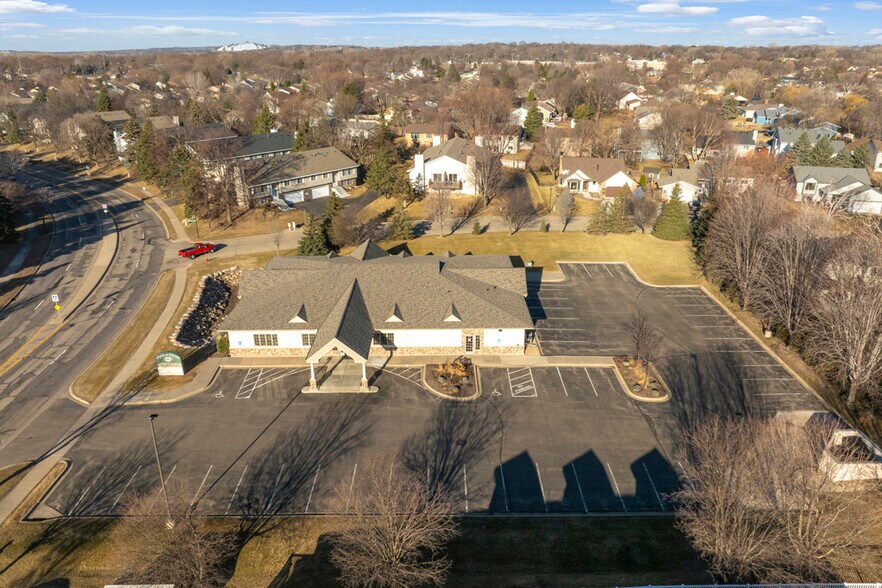 More Photos Of 7789 147th St W, Apple Valley Medical For Sale