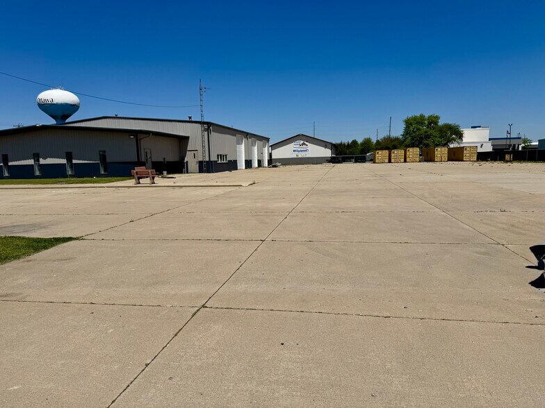 More Photos Of 200 W Stevenson Rd, Ottawa Manufacturing For Lease