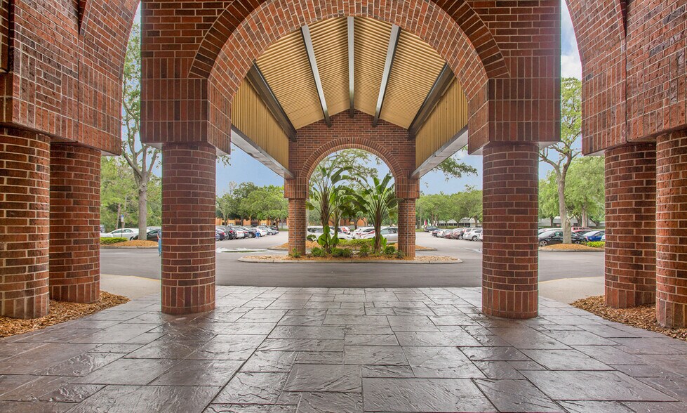 More Photos Of 14497 N Dale Mabry Hwy, Tampa Unknown For Lease