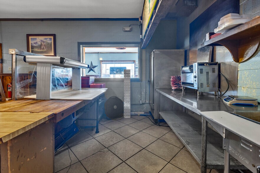 More Photos Of 2201 Kermit Hwy, Odessa Restaurant For Sale