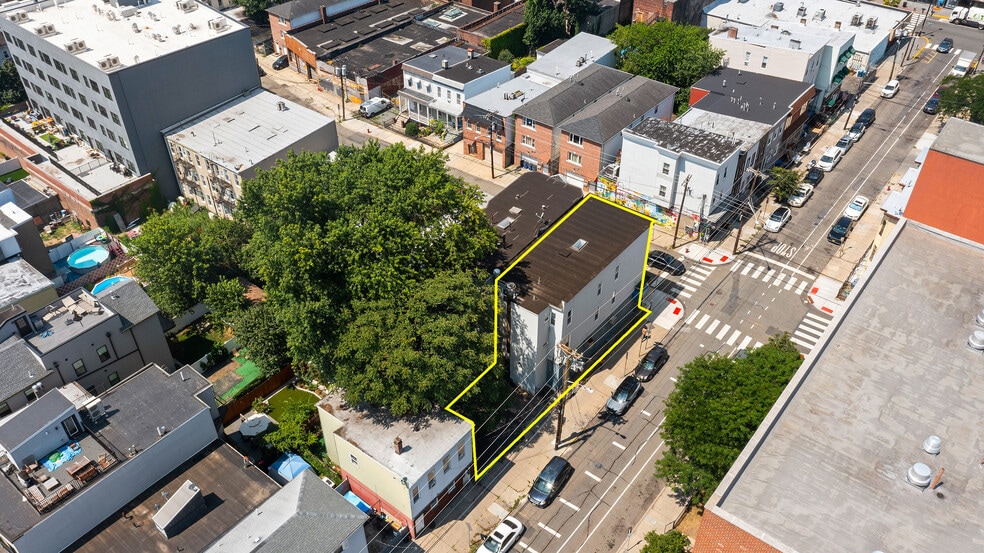 More Photos Of 74 Cambridge Ave, Jersey City Storefront Retail Residential For Sale