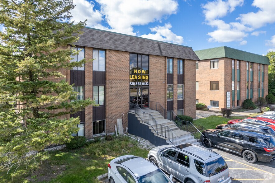 More Photos Of 701 E Irving Park Rd, Roselle Office For Lease