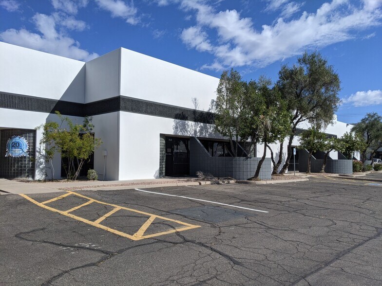 Primary Photo Of 5865 S Kyrene Rd, Tempe Unknown For Lease
