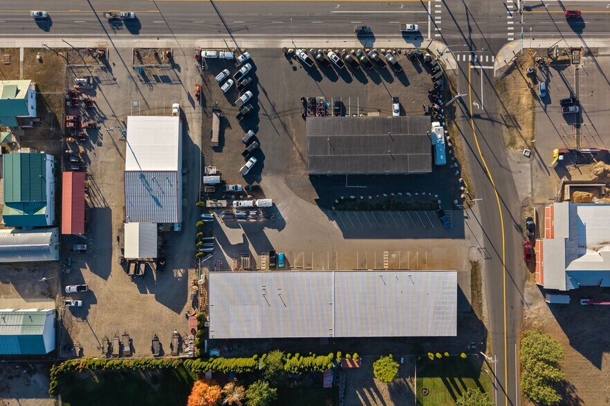 More Photos Of 80 E Wilbur Ave, Coeur d'Alene Service For Lease