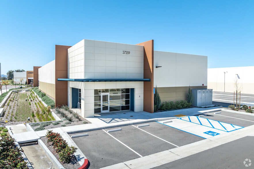 Primary Photo Of 37359 Industry Way, Murrieta Warehouse For Sale