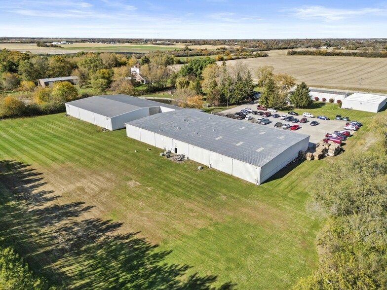 More Photos Of 311 E Corning Rd, Beecher Warehouse For Lease