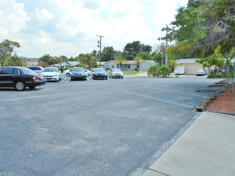 More Photos Of 1253 Park St, Clearwater Office For Lease