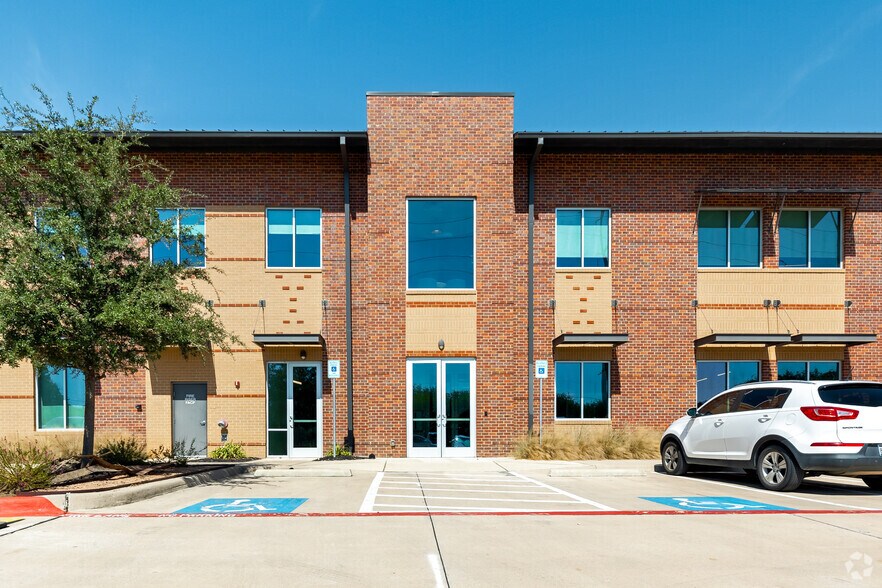 More Photos Of 1000 Texan Trl, Grapevine Unknown For Lease