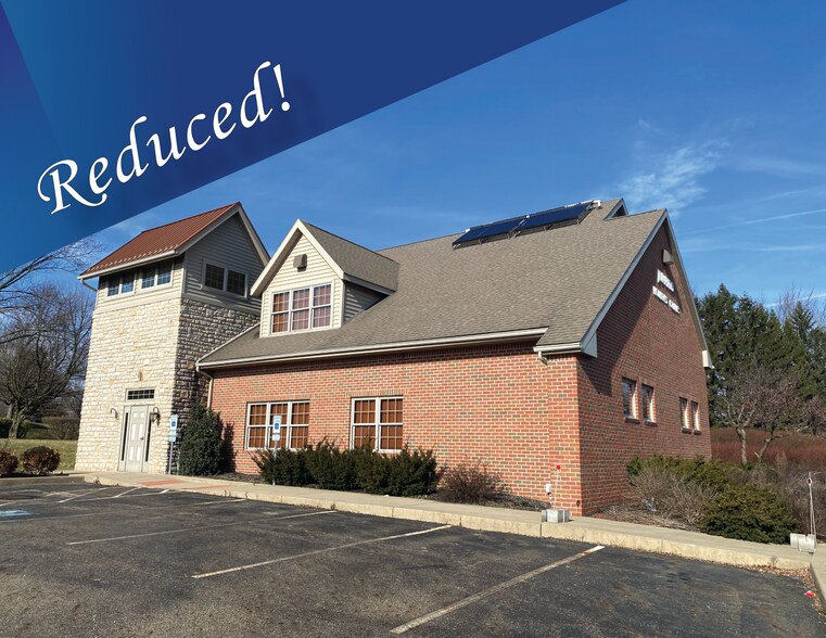Primary Photo Of 4601 Everhard Rd NW, Canton Medical For Sale
