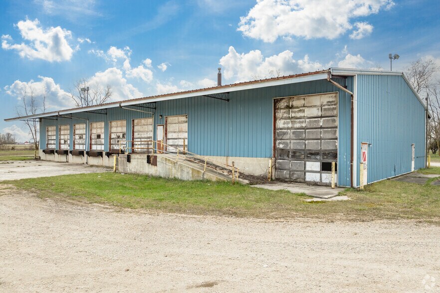 More Photos Of 3718 W County Rd 26, Tiffin Truck Terminal For Sale
