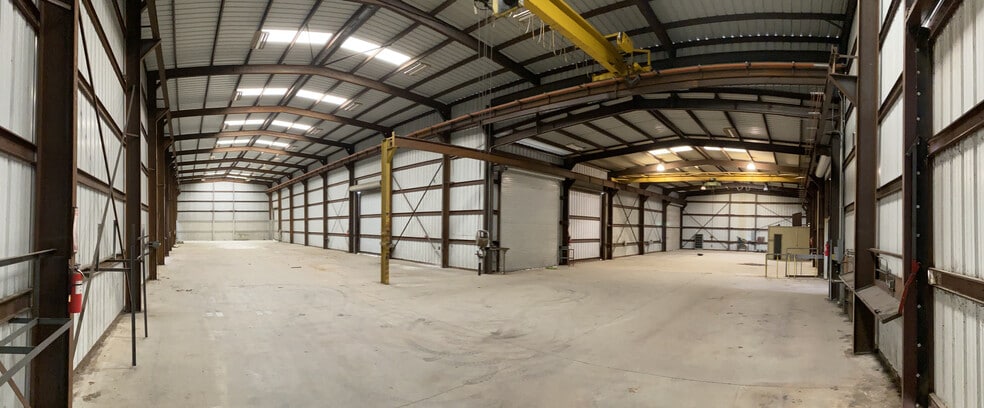 More Photos Of 2591 Malloy Bridge Rd, Ferris Distribution For Lease