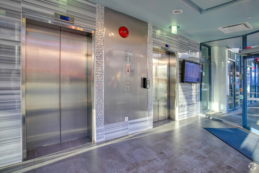 More Photos Of 145 Chadwick Crt, North Vancouver Office For Lease