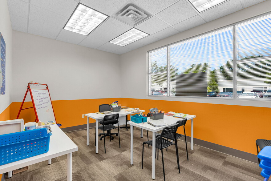 More Photos Of 6707 Sterling Ridge Dr, The Woodlands Medical For Lease