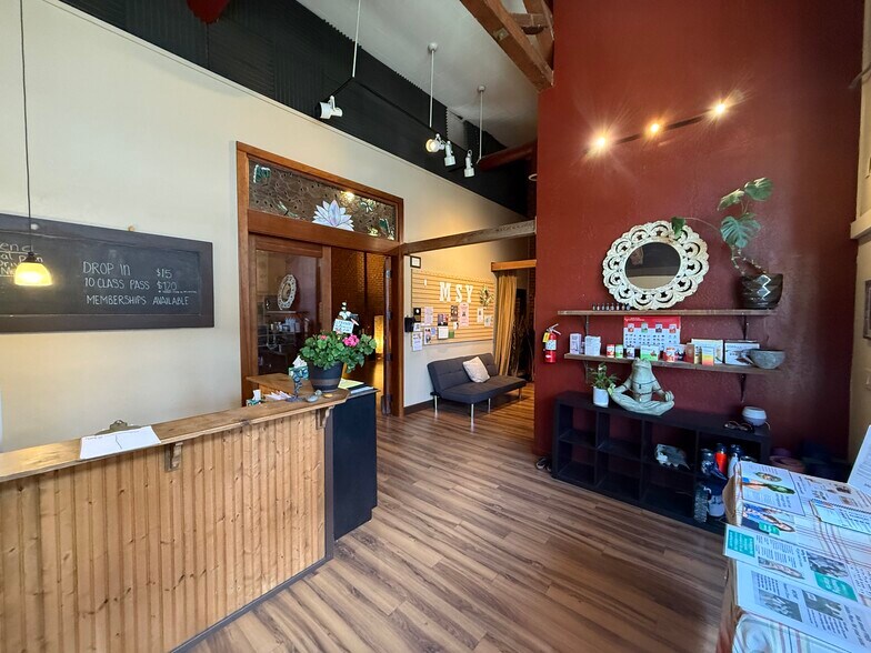 More Photos Of 447 Main St, Placerville General Retail For Sale