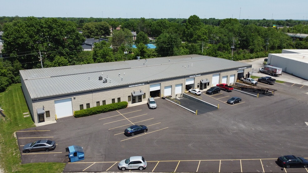 More Photos Of 2135 S James Rd, Columbus Warehouse For Lease