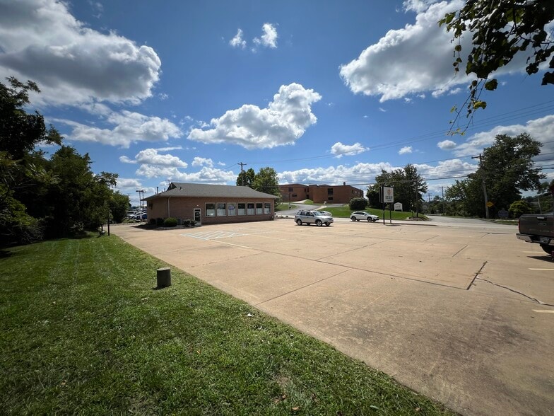 More Photos Of 5536 Steubenville Pike, McKees Rocks Restaurant For Lease