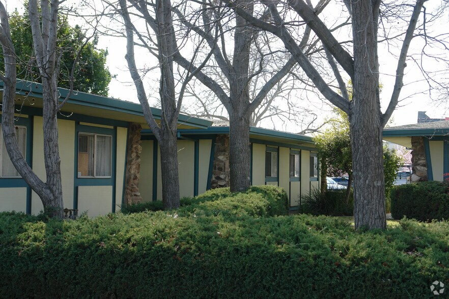 More Photos Of 1133 Smith Ln, Roseville Medical For Lease