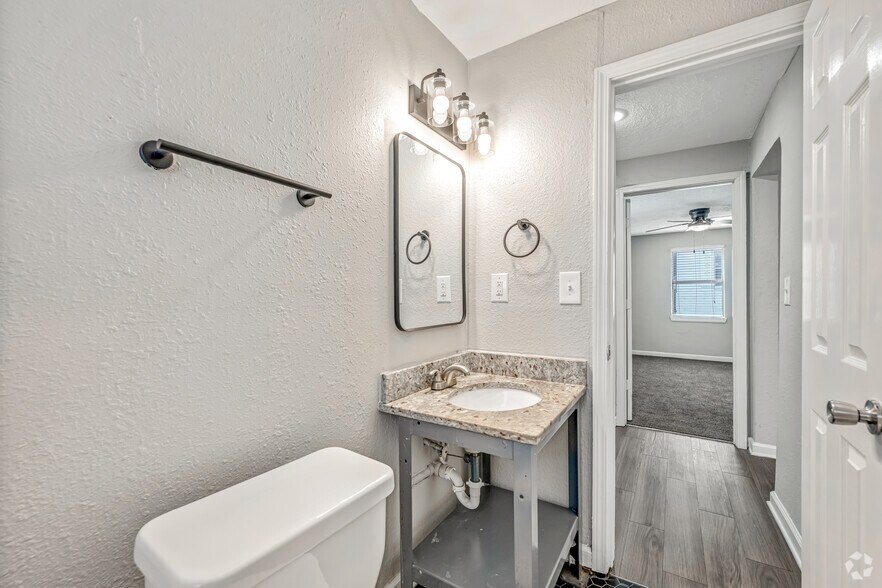 More Photos Of 2265 Perry Blvd NW, Atlanta Apartments For Sale