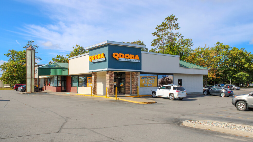 Primary Photo Of 1280-1294 W South Airport Rd, Traverse City General Retail For Lease