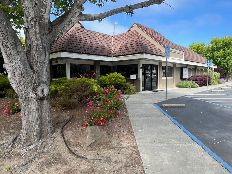More Photos Of 828 Bay Ave, Capitola Medical For Lease
