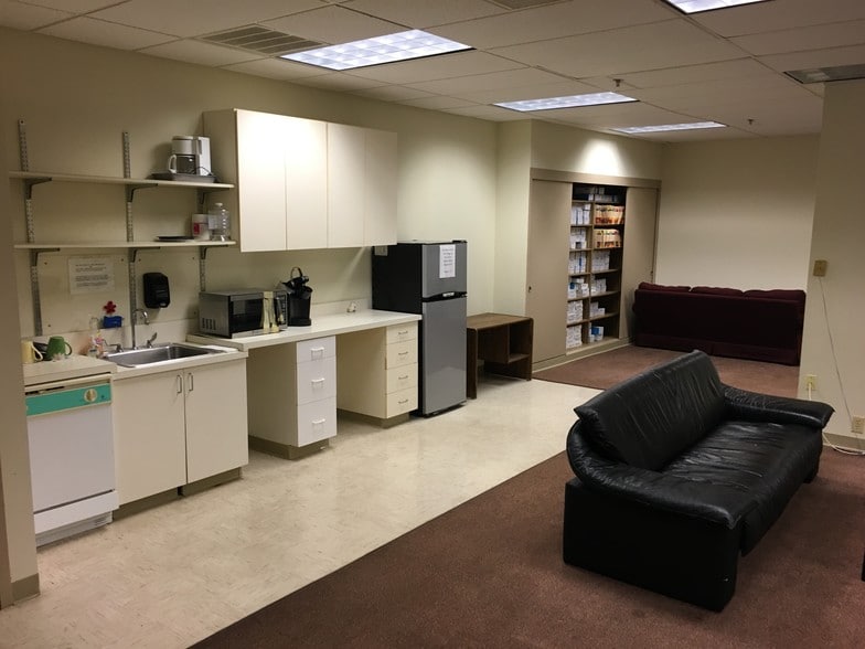 More Photos Of 18 Marietta St NW, Atlanta Office For Lease