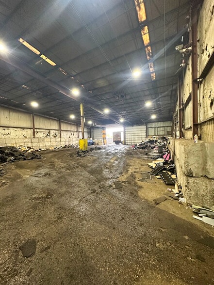 More Photos Of 4197 Reardon Rd, De Forest Warehouse For Sale