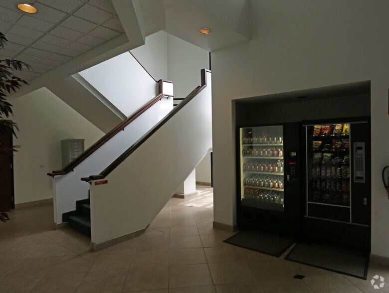 More Photos Of 10670 Civic Center Dr, Rancho Cucamonga Office For Lease