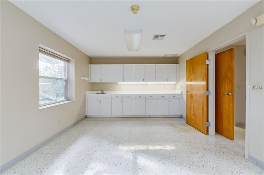 More Photos Of 38022 River Rd, Dade City Medical For Sale