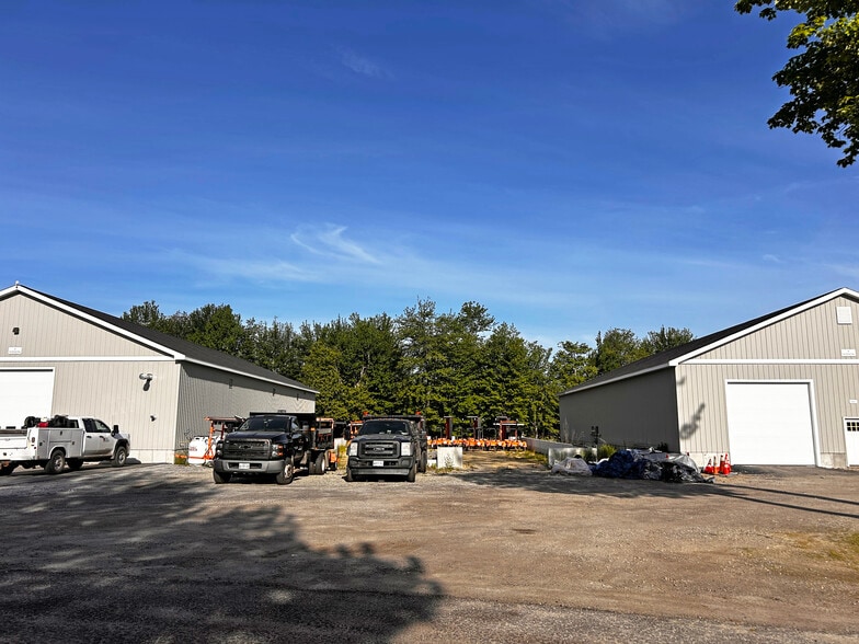 More Photos Of 728 Main St, Richmond Self Storage For Lease