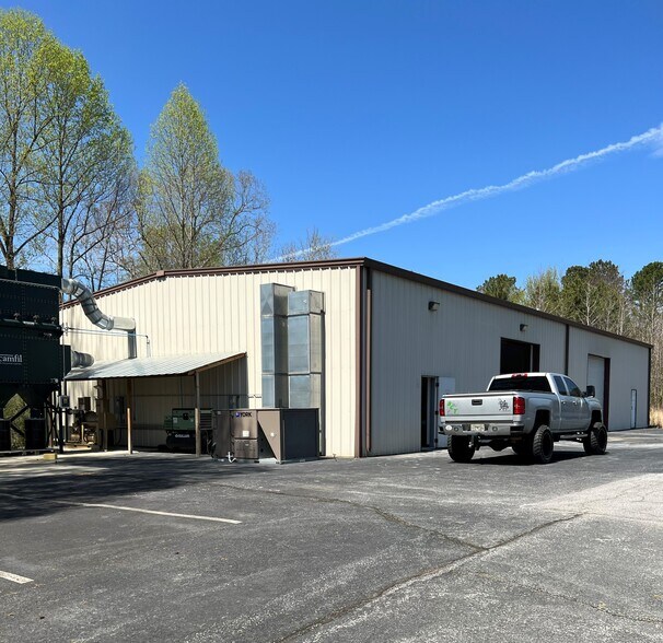 More Photos Of 1394 Broadway Ave, Braselton Warehouse For Sale