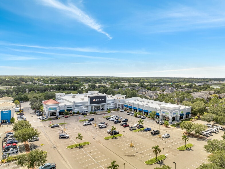 More Photos Of 8010 W Colonial Dr, Orlando Freestanding For Sale