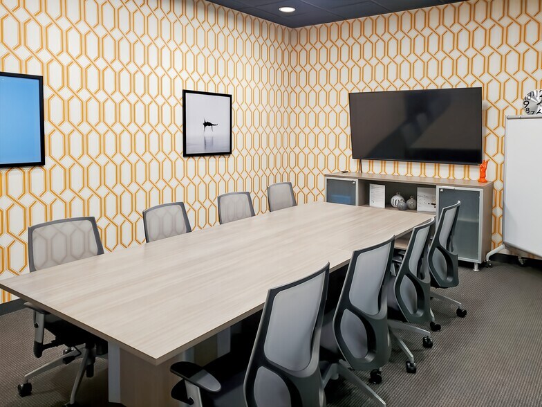 More Photos Of 13894 S Bangerter Pky, Draper Coworking Space