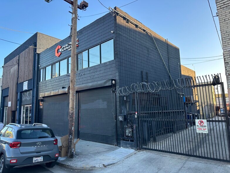 More Photos Of 716 E 9th Pl, Los Angeles Industrial For Sale