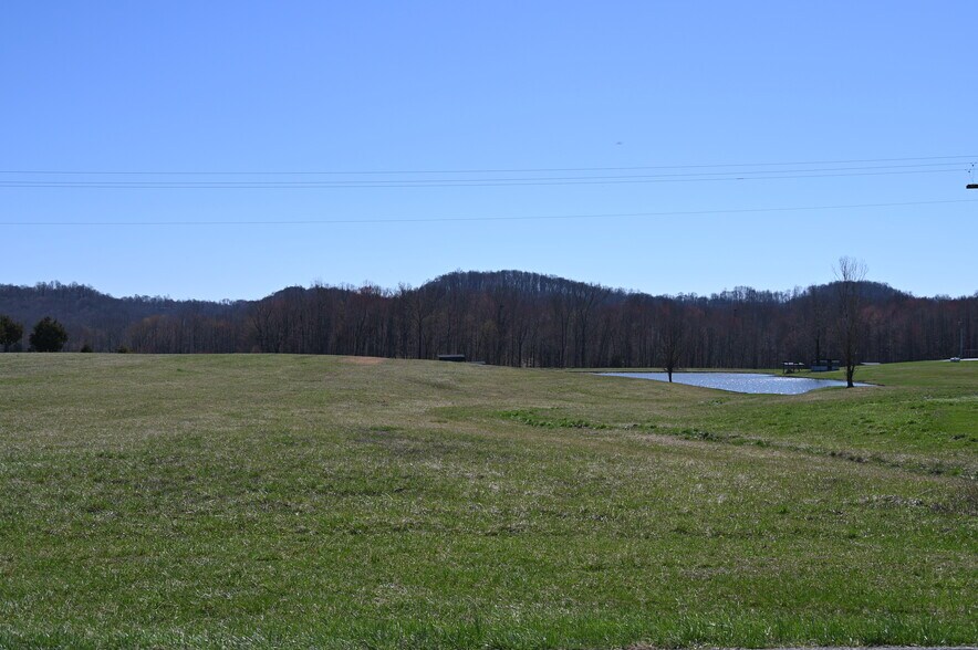 More Photos Of 8521 Liberty Rd, Campbellsville Land For Sale