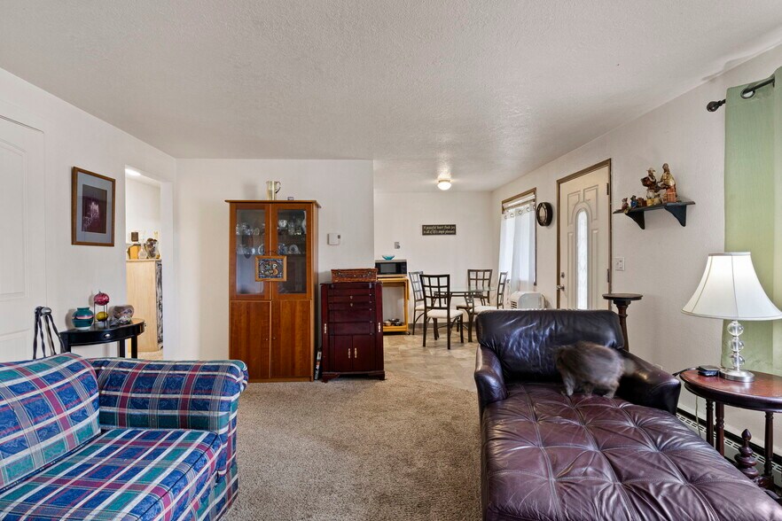 More Photos Of 805-875 Gerth Ave NW, Salem Apartments For Sale
