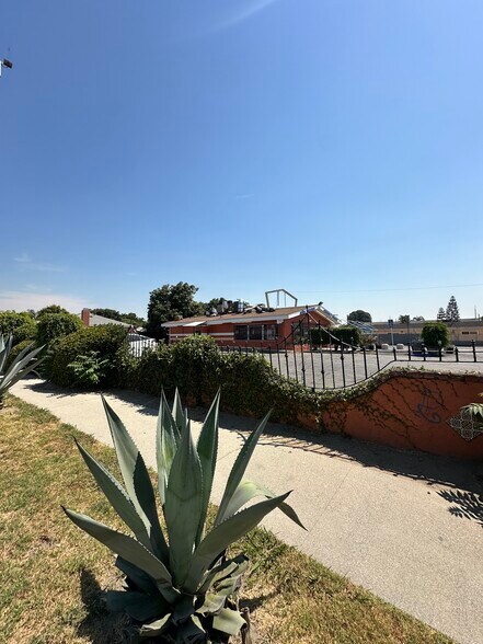 More Photos Of 2201 E Alondra Blvd, Compton Land For Sale