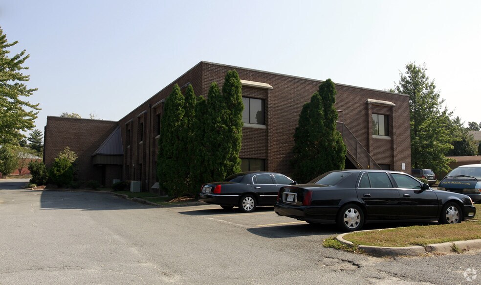 Primary Photo Of 207 E Holly Ave, Sterling Office For Lease