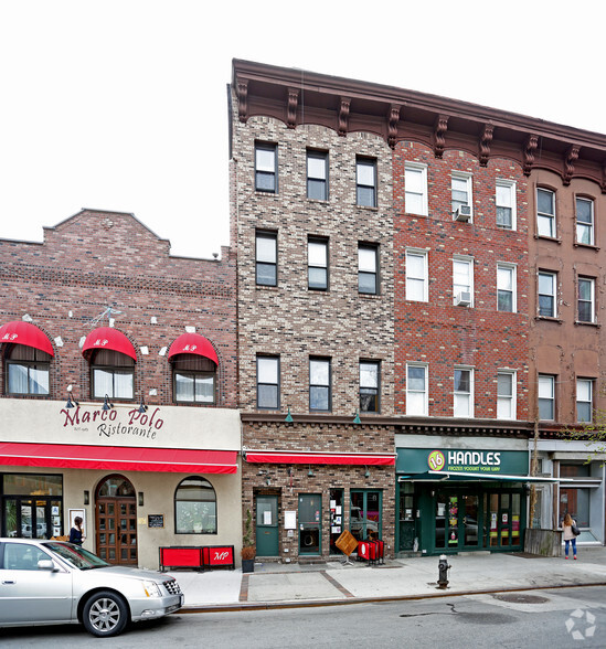 Primary Photo Of 347 Court St, Brooklyn Storefront Retail Residential For Lease